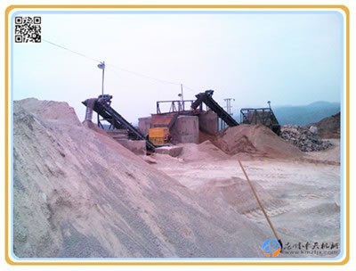 云南潞西?？俍CF60型制砂機(jī)生產(chǎn)現(xiàn)場(chǎng)