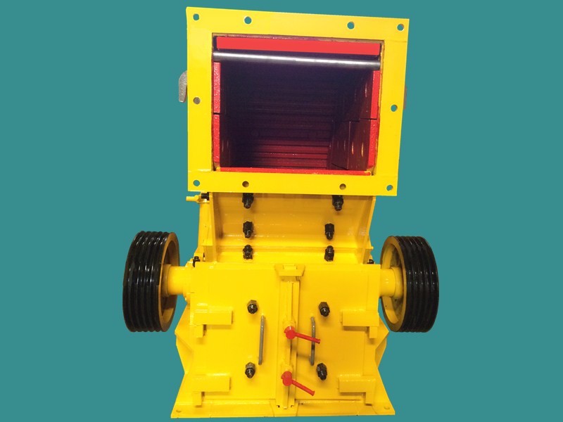 ZCF40型二合一高轉(zhuǎn)速新型反擊式破碎機